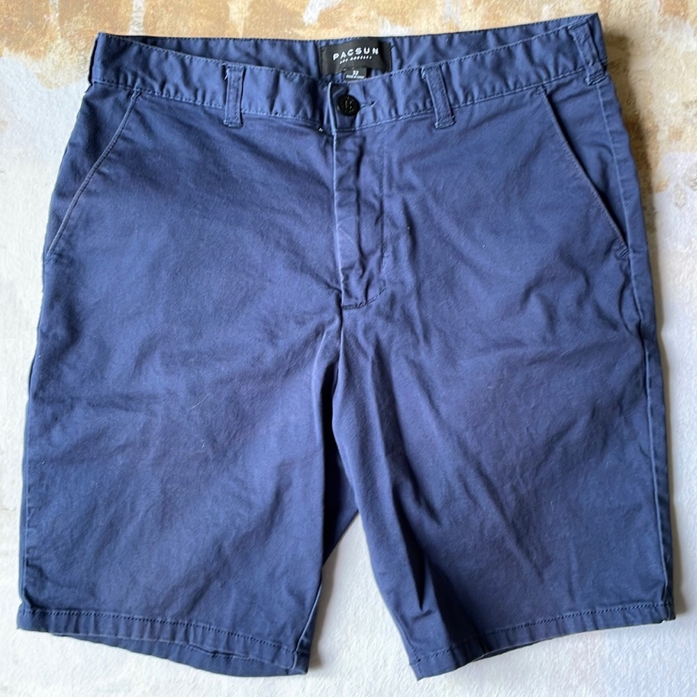 PACSUN flat front shorts size 32
